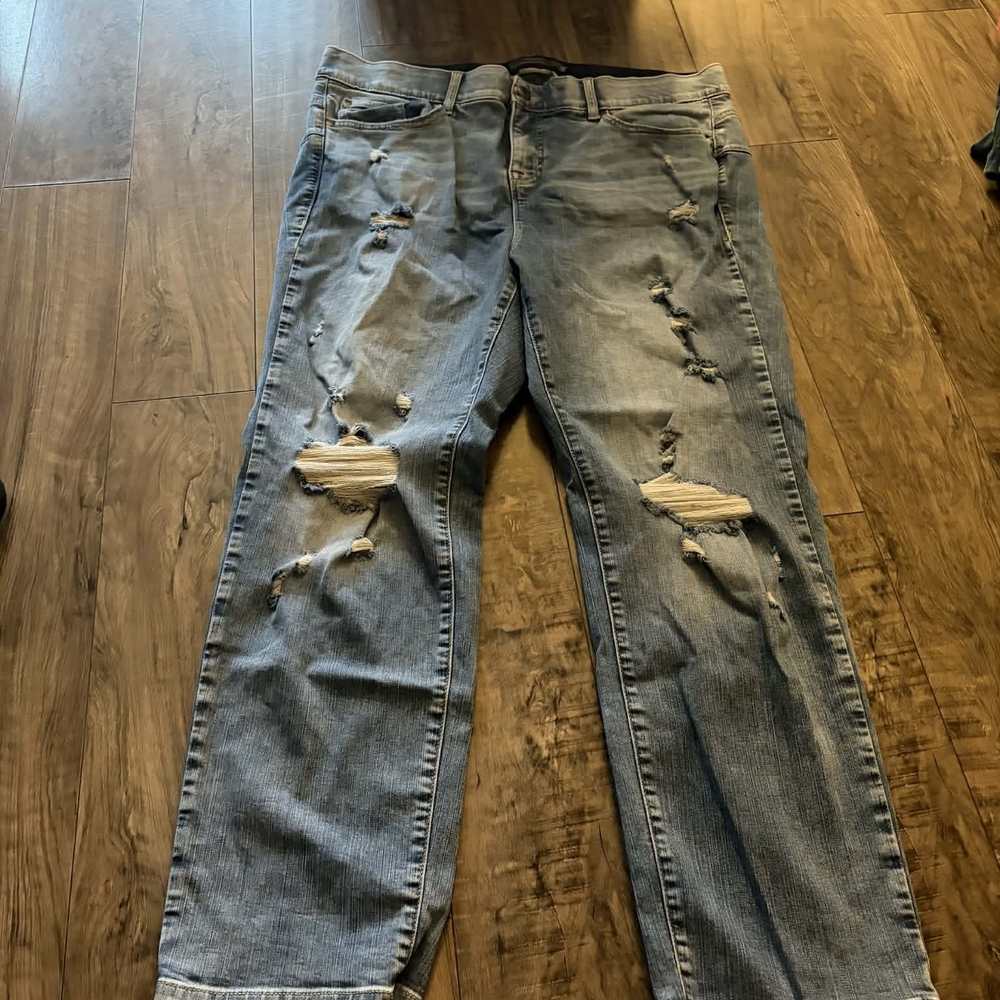 Torrid Women's Distressed Blue Jeans - Picture 5 of 6